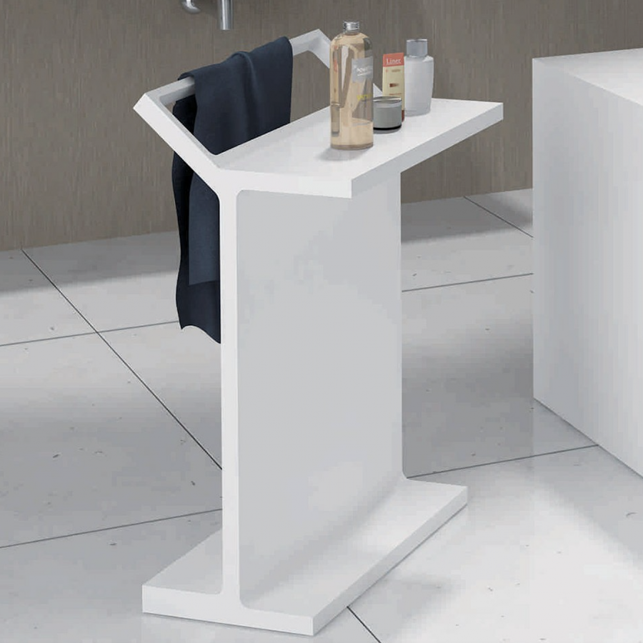 Pietra Bianca Pina Stand